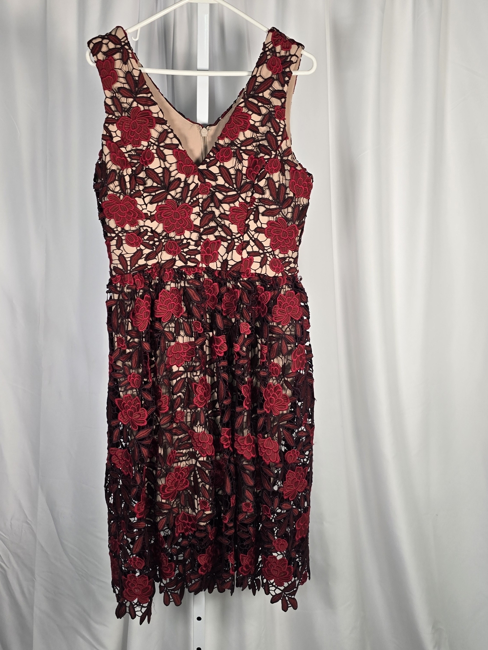 Dress the Population Rita Dress Size Lg Floral Lace Fit Flare Dance Party Red